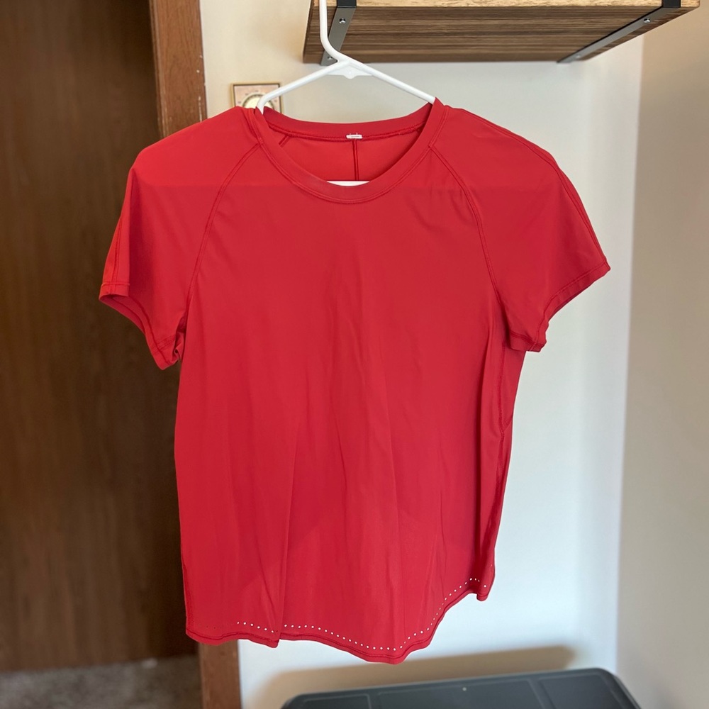 Lululemon Athletica Red Short Sleeve Tee